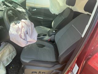 2014 Ford Escape SE - Interior Front Seat Image